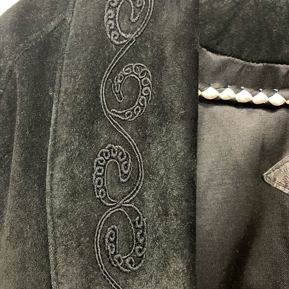 Vintage leather coat - Picture 3 of 7